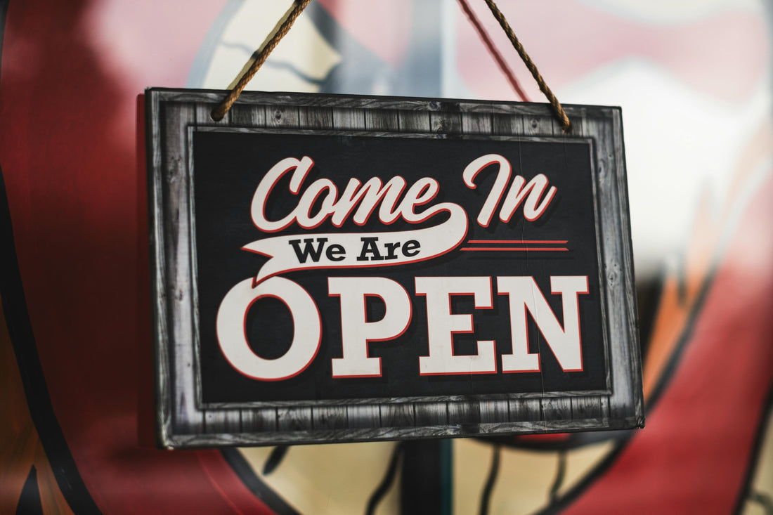 Real Estate Guide to Custom Banners and Roll-Ups